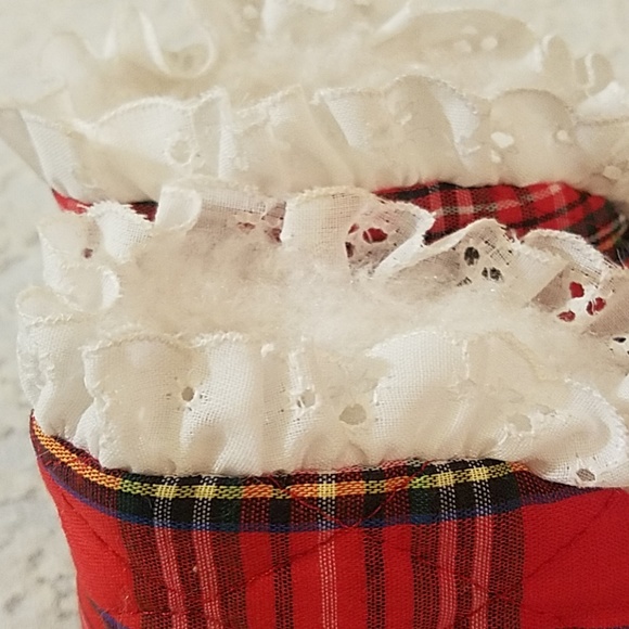 Newborn Red Plaid Dearfoams Booties - Picture 5 of 7